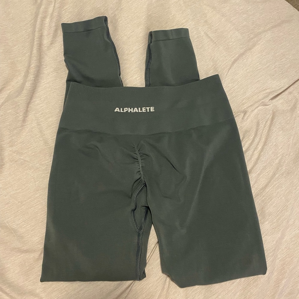 New charcoal grey amplifies. Sold out online. Medium